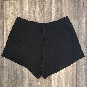 Victoria’s Secret Pink Ivy Fleece Curved Hem Black Women's Shorts Sz Medium NWT